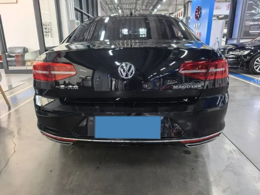 2019 Volkswagen Magotan 2.0T 186HP L4 7DCT,autocango,china used car exporter,china ev exporter,chinese used car exporter,chinese used ev exporter