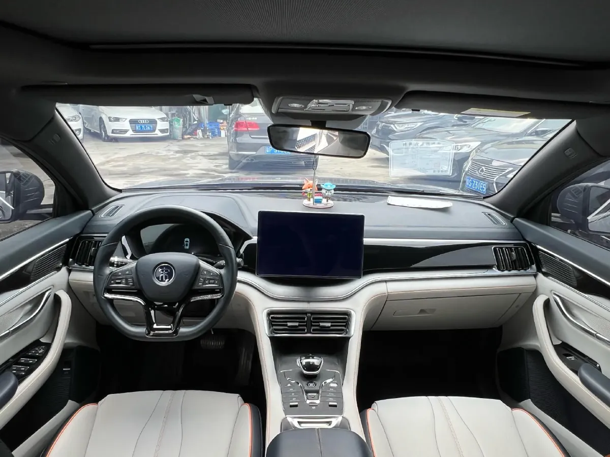 2022 Hyundai Tucson 2.0L 150HP L4 6AT Hybrid,autocango,china used car exporter,china ev exporter,chinese used car exporter,chinese used ev exporter