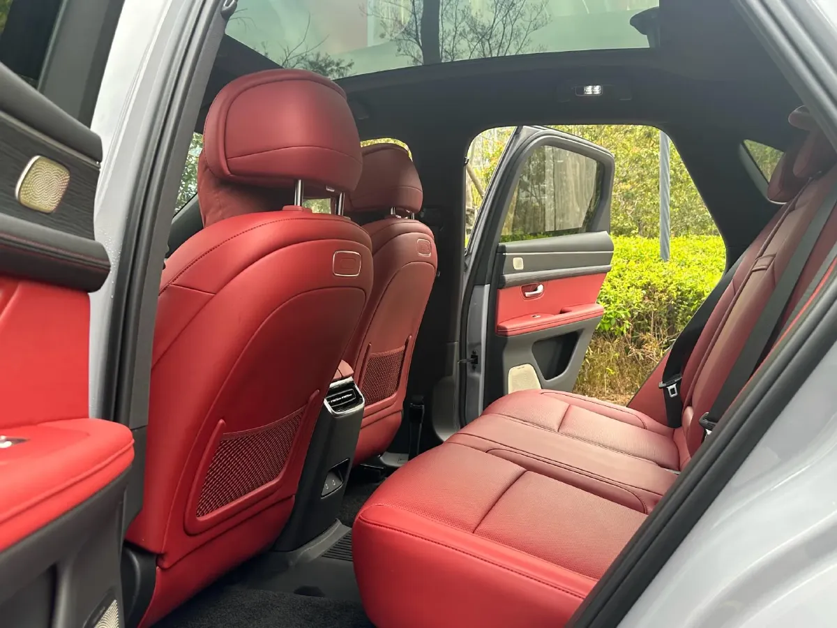 2025 AITO AITO M5 1.5T 152HP L4 REEV 42KWH,autocango,china used car exporter,china ev exporter,chinese used car exporter,chinese used ev exporter