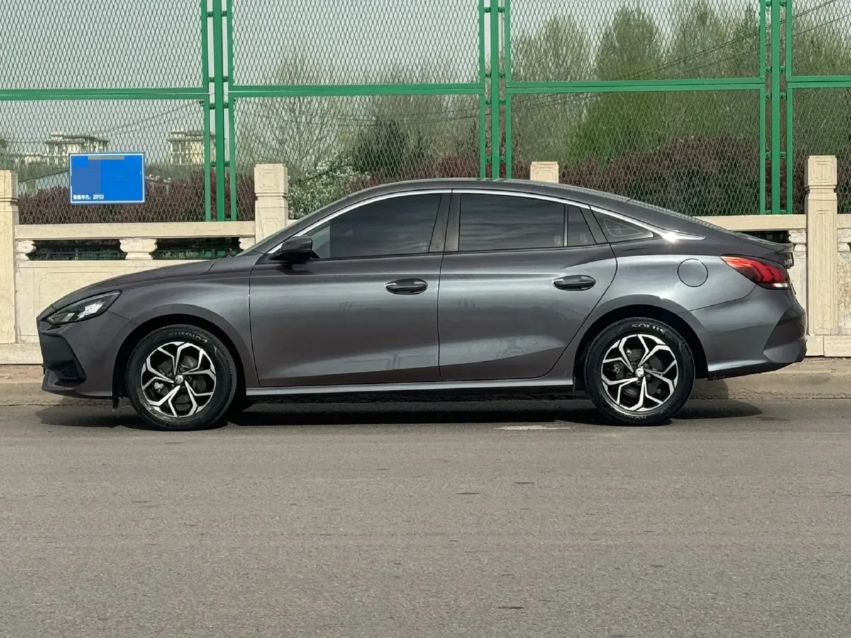 2023 MG 5 1.5L 129HP L4 CVT,autocango,china used car exporter,china ev exporter,chinese used car exporter,chinese used ev exporter