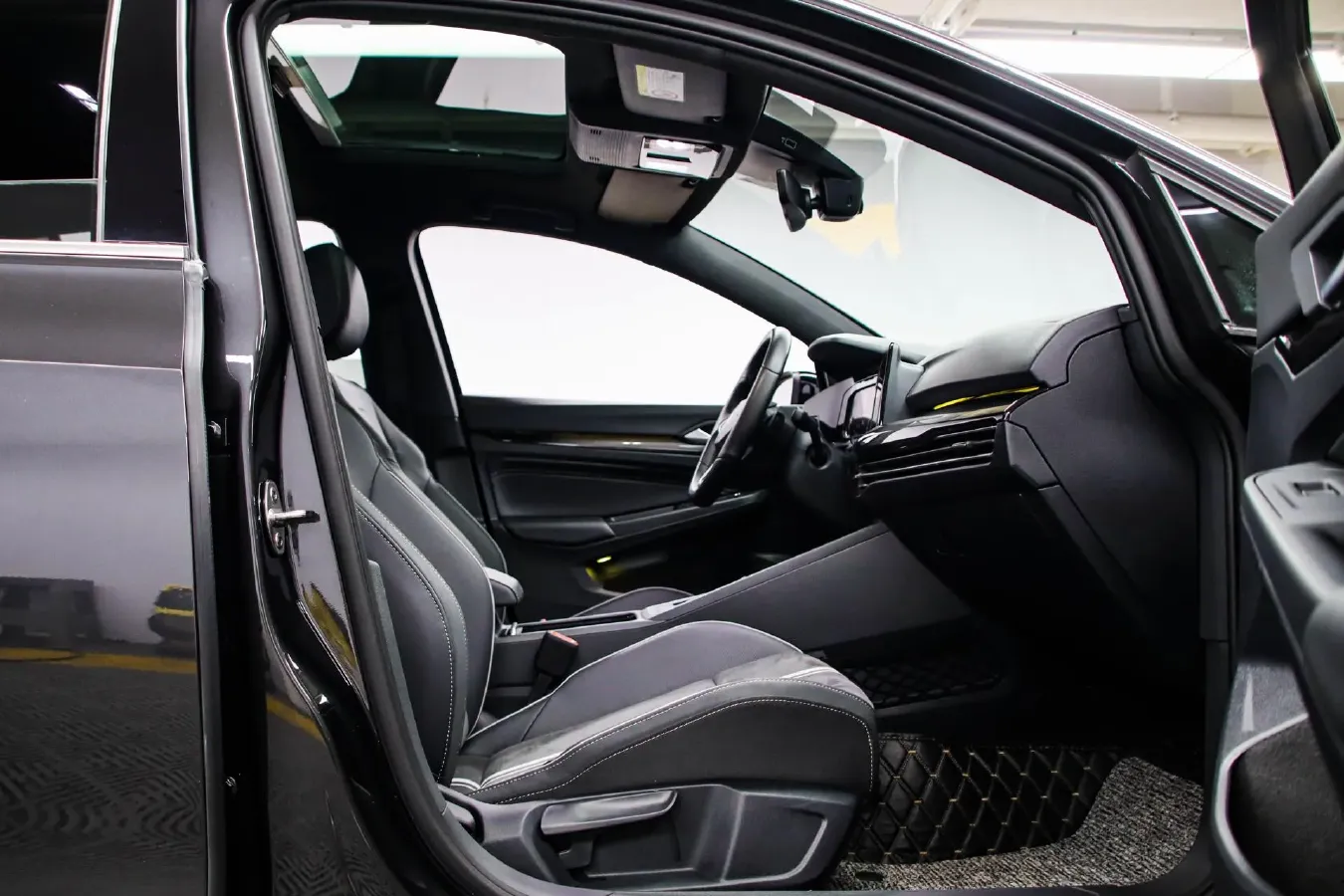 2021 Volkswagen Golf 1.4T 150HP L4 7DCT,autocango,china used car exporter,china ev exporter,chinese used car exporter,chinese used ev exporter