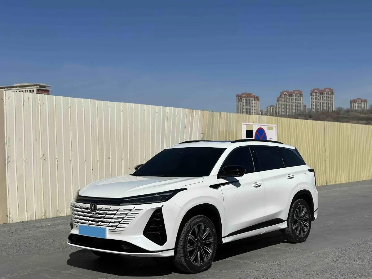 2024 ChangAn CS75 Plus 1.5T 188HP L4 8AT,autocango,china used car exporter,china ev exporter,chinese used car exporter,chinese used ev exporter