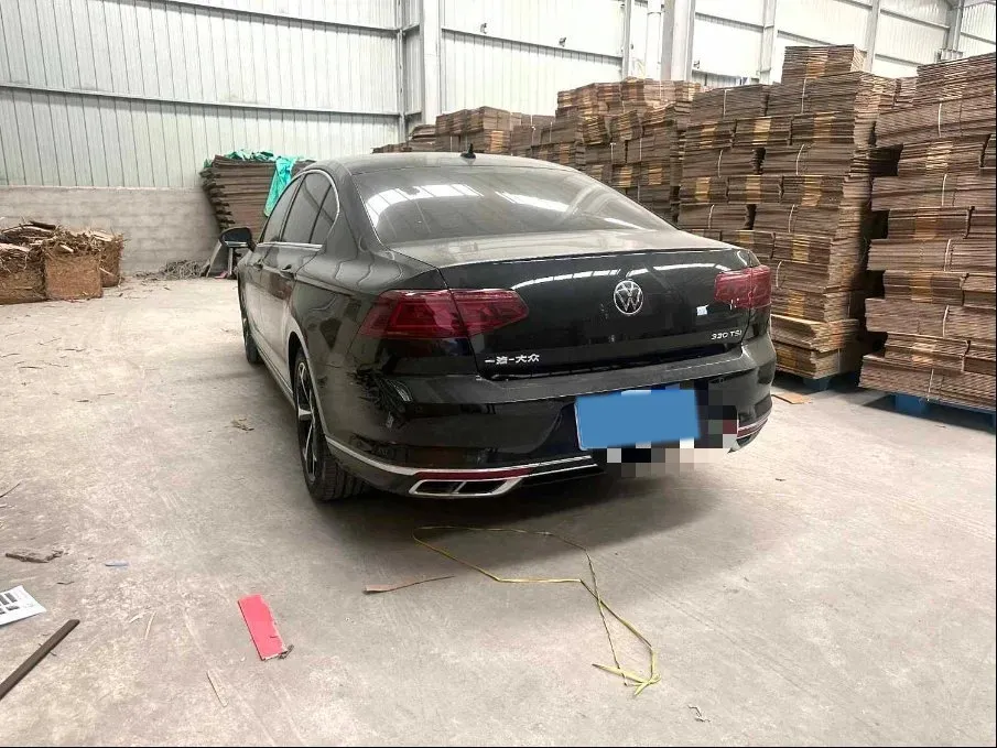 2023 Volkswagen Magotan 2.0T 186HP L4 7DCT,autocango,china used car exporter,china ev exporter,chinese used car exporter,chinese used ev exporter