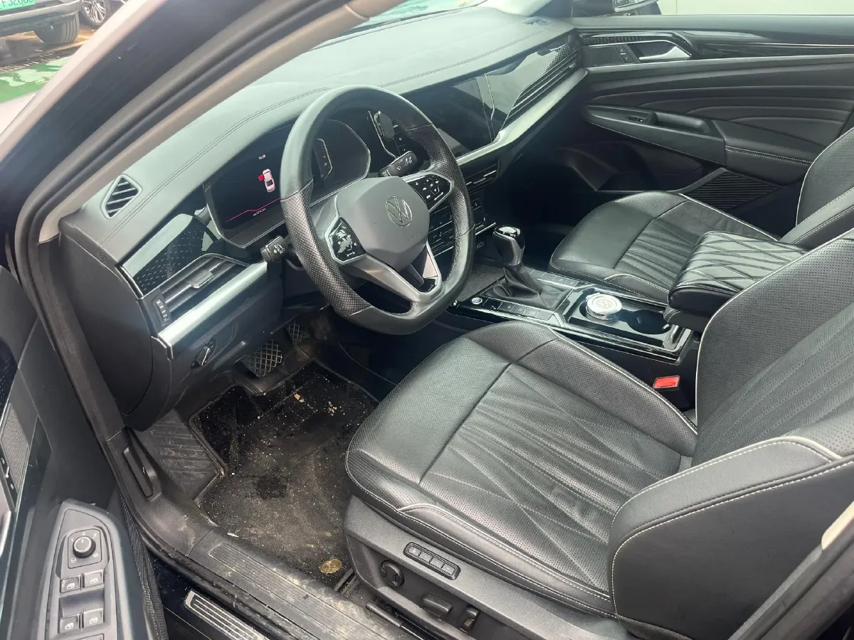 2022 Xpeng P7 BEV 60.2KWH,autocango,china used car exporter,china ev exporter,chinese used car exporter,chinese used ev exporter