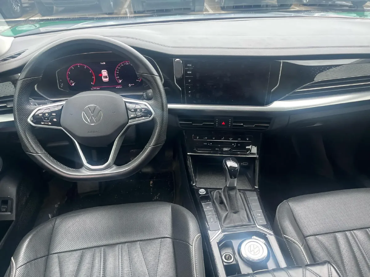 2022 Xpeng P7 BEV 60.2KWH,autocango,china used car exporter,china ev exporter,chinese used car exporter,chinese used ev exporter