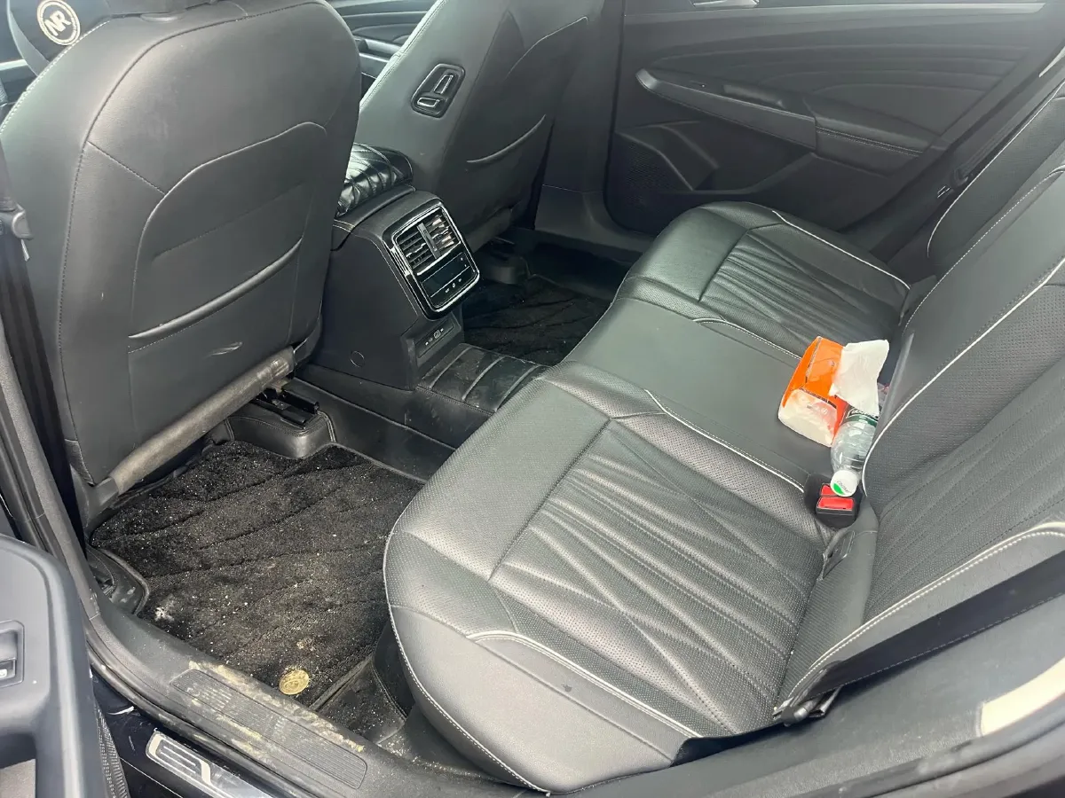 2022 Xpeng P7 BEV 60.2KWH,autocango,china used car exporter,china ev exporter,chinese used car exporter,chinese used ev exporter