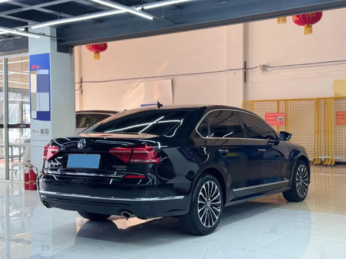 2017 Volkswagen Passat 1.8T 180HP L4 7DCT,autocango,china used car exporter,china ev exporter,chinese used car exporter,chinese used ev exporter