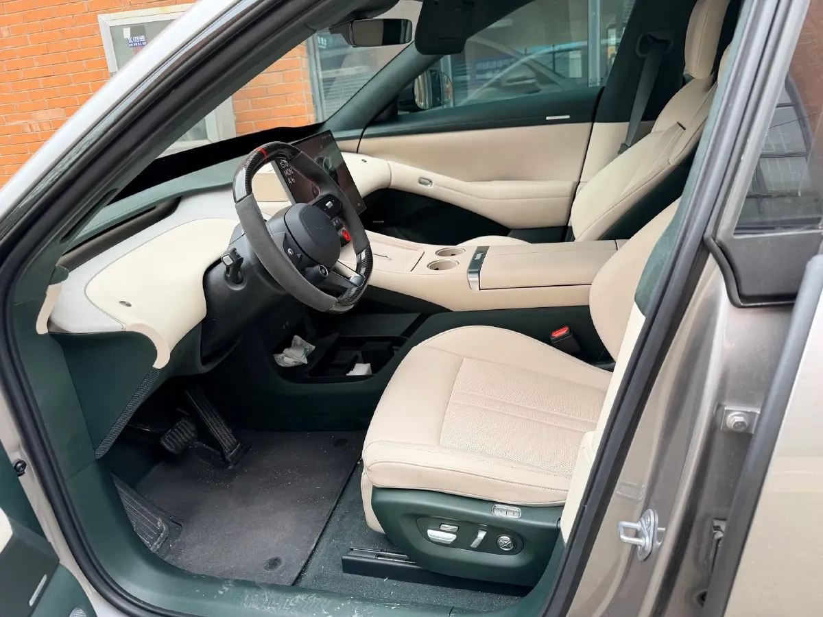 2025 MI YU7 BEV 101.7KWH,autocango,china used car exporter,china ev exporter,chinese used car exporter,chinese used ev exporter