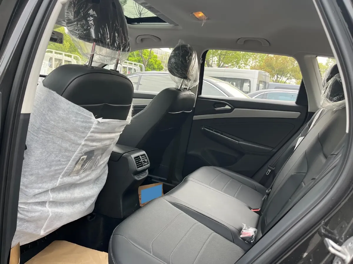 2023 Jetta VS5 1.4T 150HP L4 6AT,autocango,china used car exporter,china ev exporter,chinese used car exporter,chinese used ev exporter