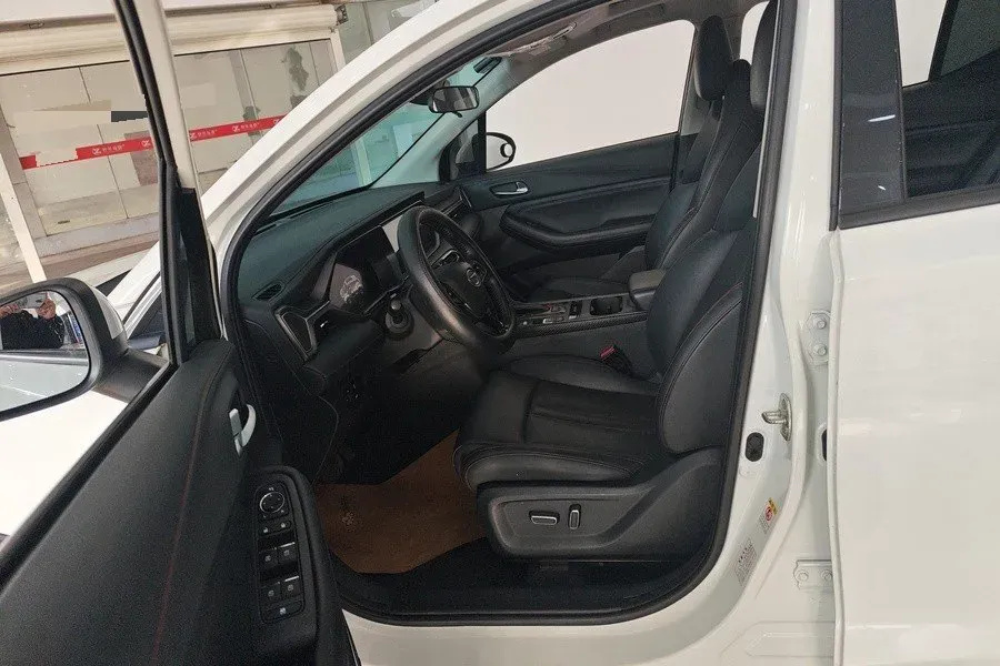 2021 GAC Trumpchi GS4 1.5T 169HP L4 6AT,autocango,china used car exporter,china ev exporter,chinese used car exporter,chinese used ev exporter