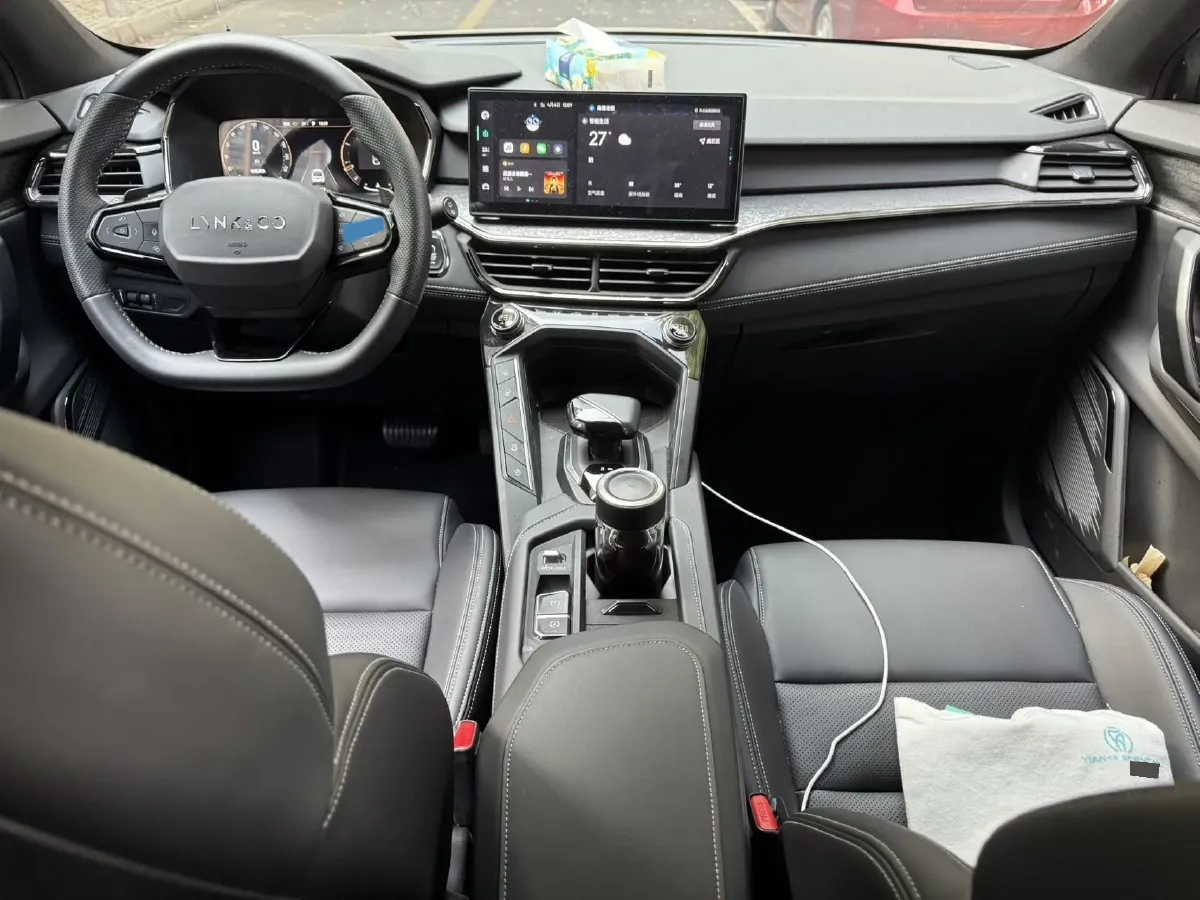 2023 LYNK&CO 06 1.5T 181HP L4 7DCT,autocango,china used car exporter,china ev exporter,chinese used car exporter,chinese used ev exporter