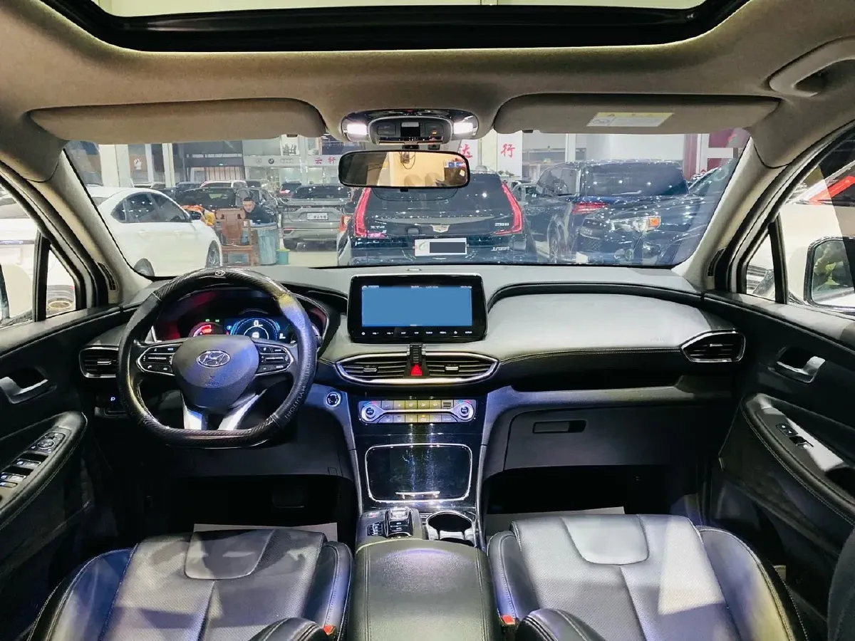 2021 Hyundai Custo 2.0T 236HP L4 8AT,autocango,china used car exporter,china ev exporter,chinese used car exporter,chinese used ev exporter