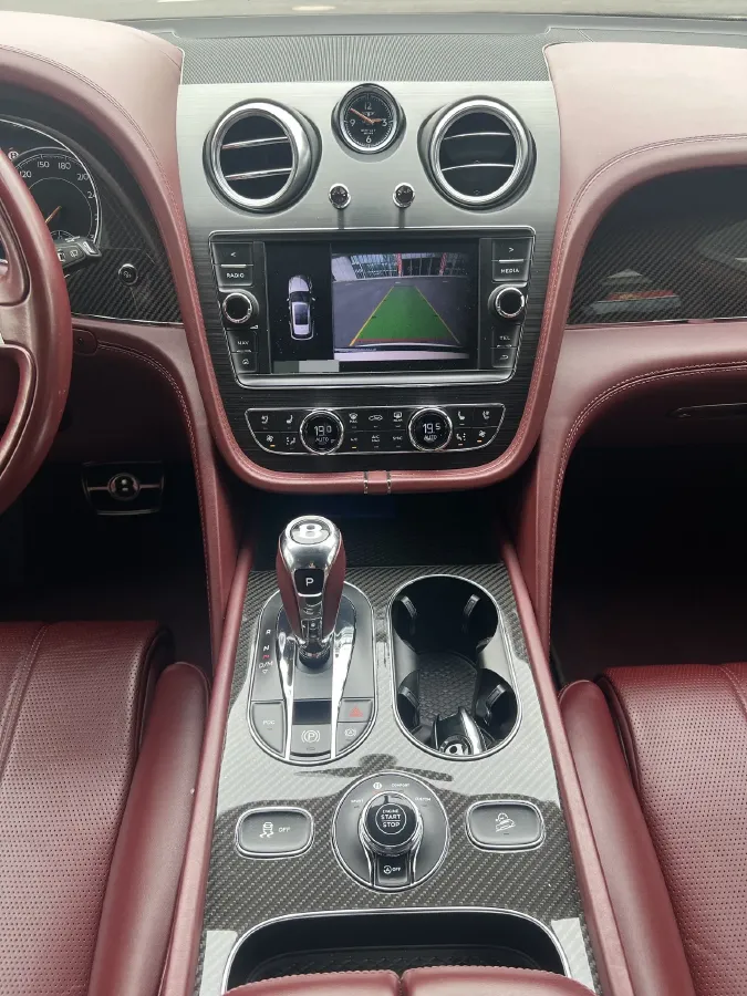 2018 Bentley Bentayga 4.0T 550HP V8 8AT,autocango,china used car exporter,china ev exporter,chinese used car exporter,chinese used ev exporter