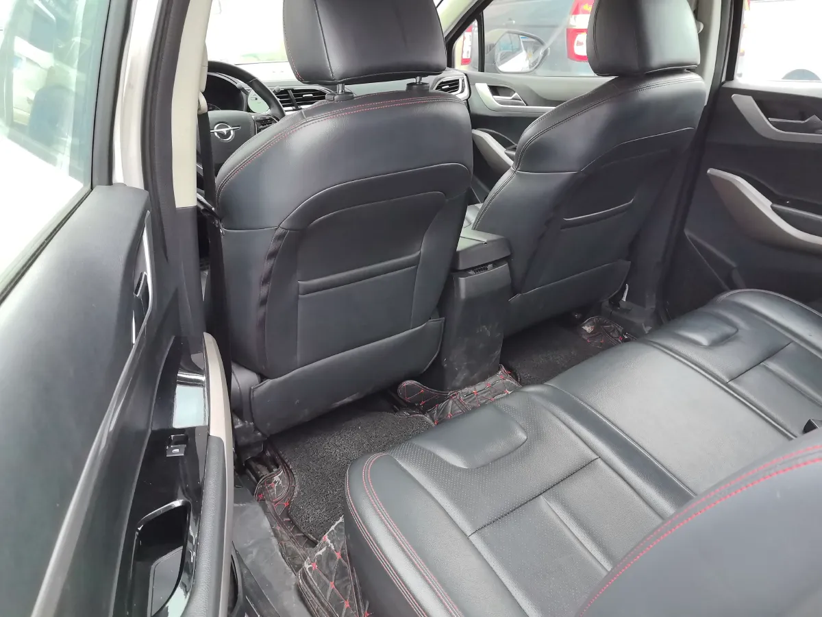 2018 HaiMa S5 Young Edition 1.6L 122HP L4 CVT,autocango,china used car exporter,china ev exporter,chinese used car exporter,chinese used ev exporter