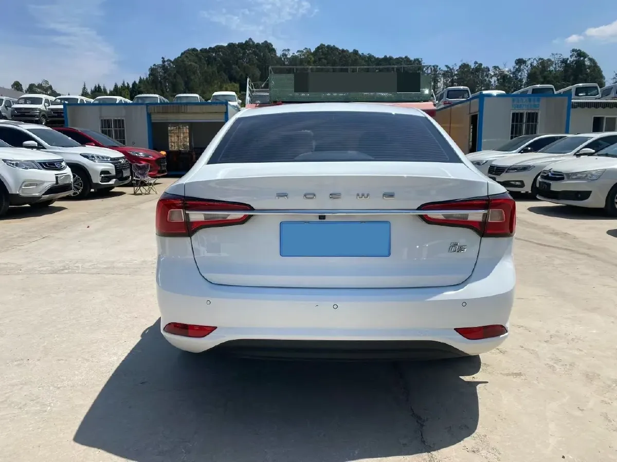 2019 Roewe i5 1.5L 120HP L4 CVT,autocango,china used car exporter,china ev exporter,chinese used car exporter,chinese used ev exporter