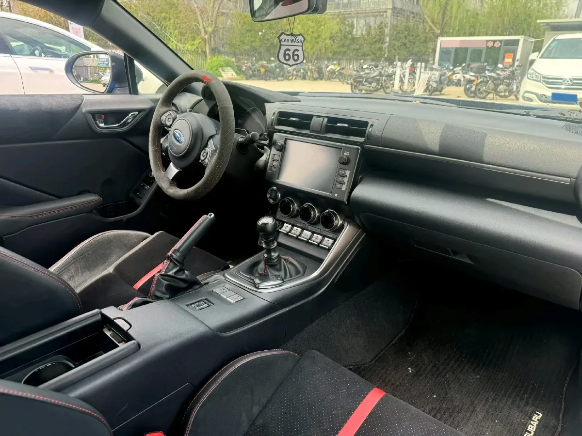 2022 Subaru BRZ 2.4L 234HP H4 6MT,autocango,china used car exporter,china ev exporter,chinese used car exporter,chinese used ev exporter