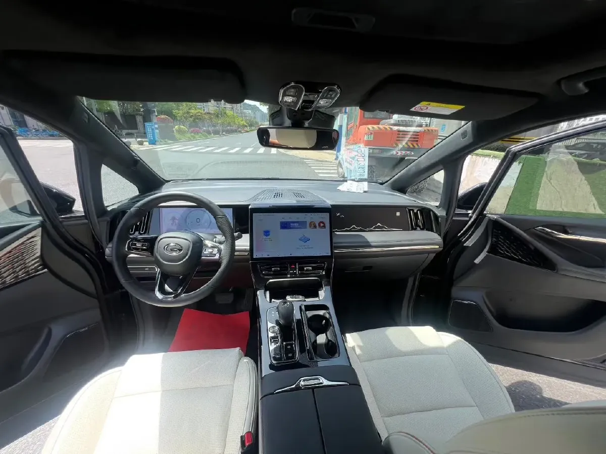 2023 GAC Trumpchi M8 2.0T 252HP L4 8AT,autocango,china used car exporter,china ev exporter,chinese used car exporter,chinese used ev exporter