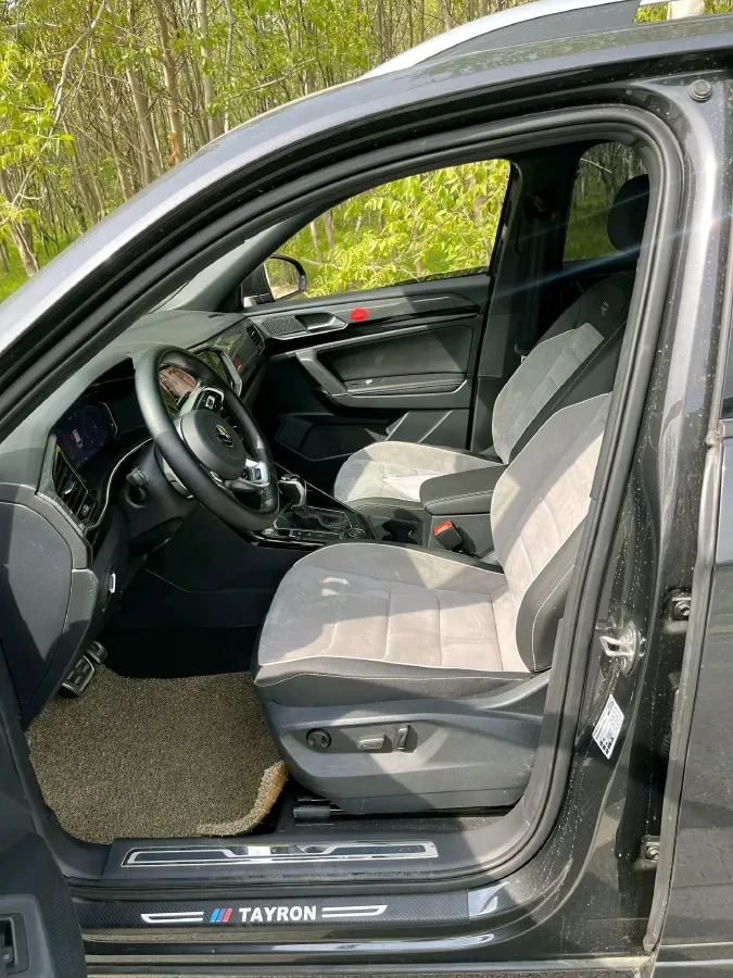 2022 Volkswagen Tayron 2.0T 220HP L4 7DCT,autocango,china used car exporter,china ev exporter,chinese used car exporter,chinese used ev exporter