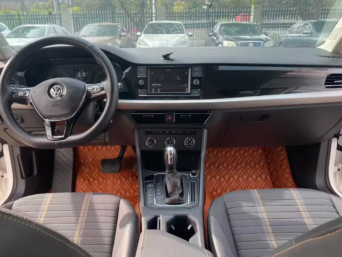 2018 Skoda Karoq 1.4T 150HP L4 7DCT,autocango,china used car exporter,china ev exporter,chinese used car exporter,chinese used ev exporter