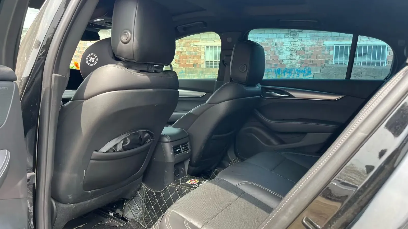 2024 Cadillac CT5 2.0T 237HP L4 10AT,autocango,china used car exporter,china ev exporter,chinese used car exporter,chinese used ev exporter