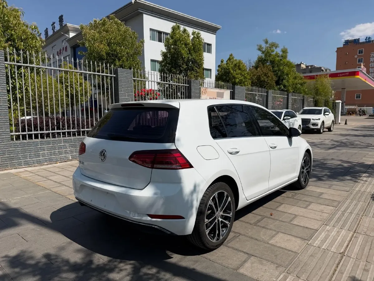 2018 Volkswagen Golf 1.4T 131HP L4 7DCT,autocango,china used car exporter,china ev exporter,chinese used car exporter,chinese used ev exporter