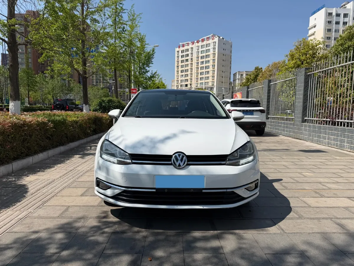 2018 Volkswagen Golf 1.4T 131HP L4 7DCT,autocango,china used car exporter,china ev exporter,chinese used car exporter,chinese used ev exporter