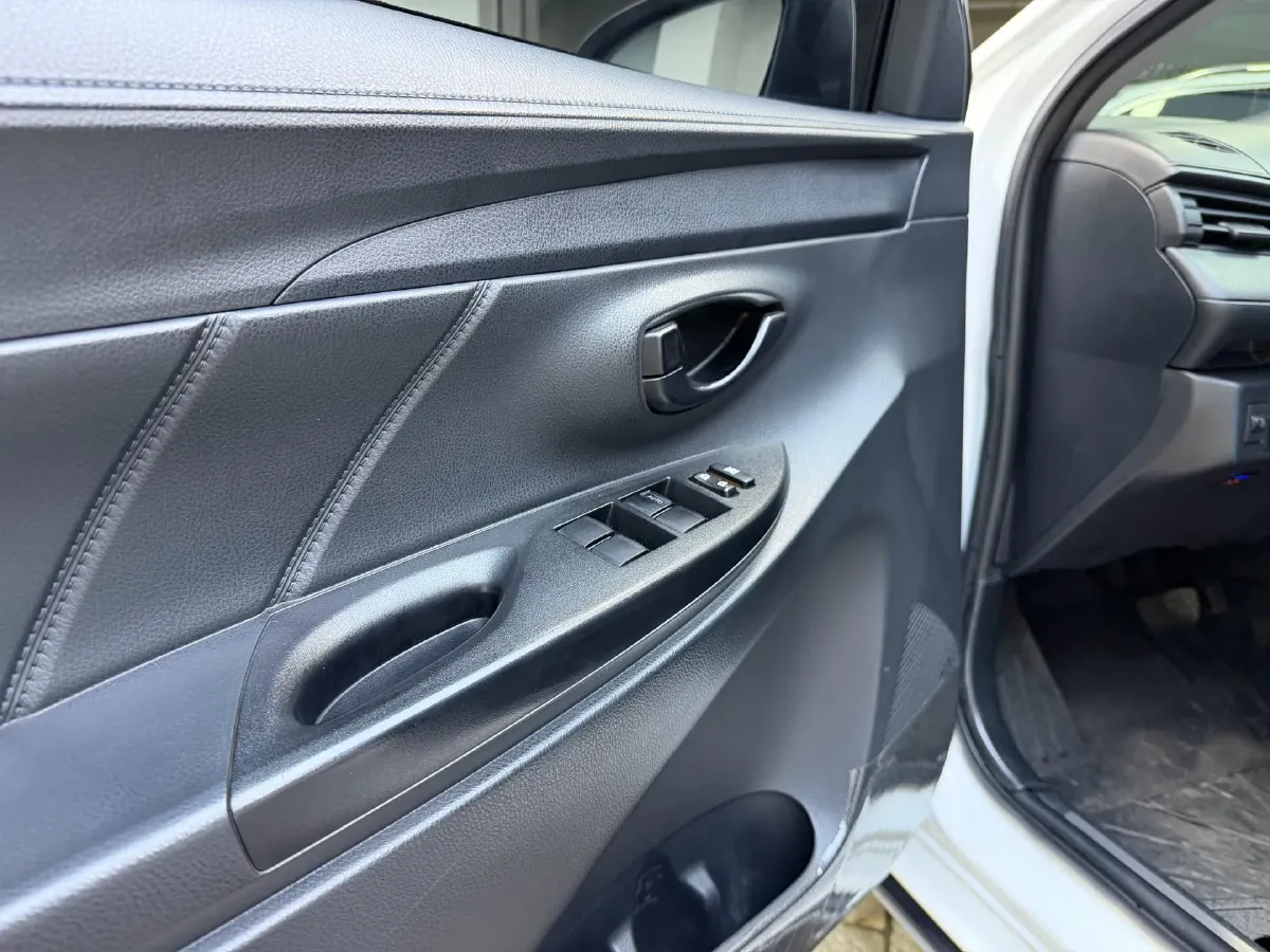 2021 Toyota Yaris L 1.5L 112HP L4 CVT,autocango,china used car exporter,china ev exporter,chinese used car exporter,chinese used ev exporter