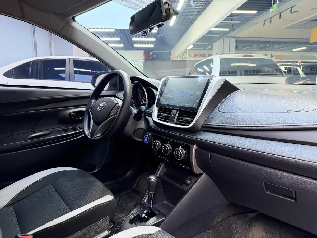 2021 Toyota Yaris L 1.5L 112HP L4 CVT,autocango,china used car exporter,china ev exporter,chinese used car exporter,chinese used ev exporter