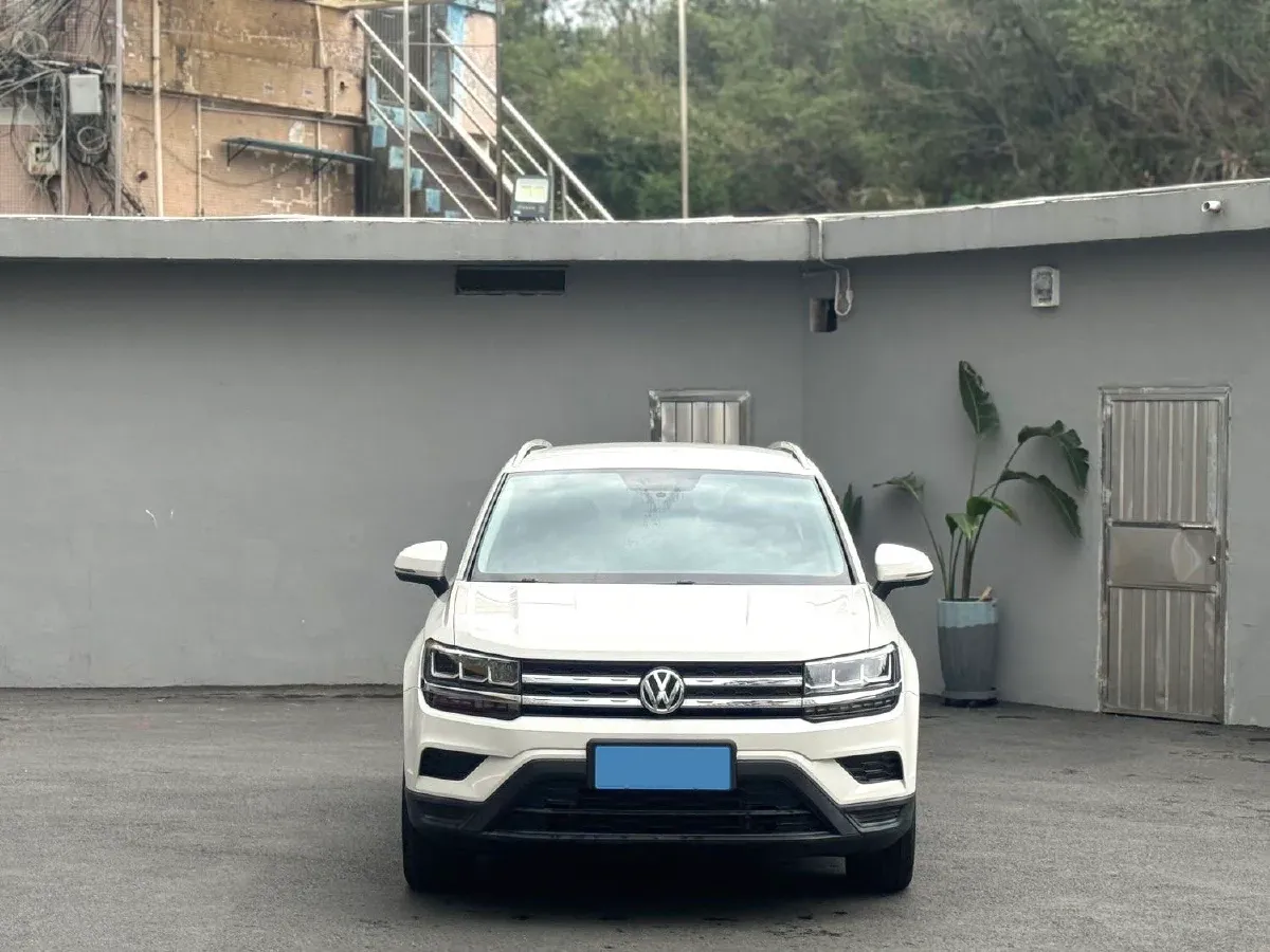 2020 Volkswagen Tharu 1.4T 150HP L4 7DCT,autocango,china used car exporter,china ev exporter,chinese used car exporter,chinese used ev exporter