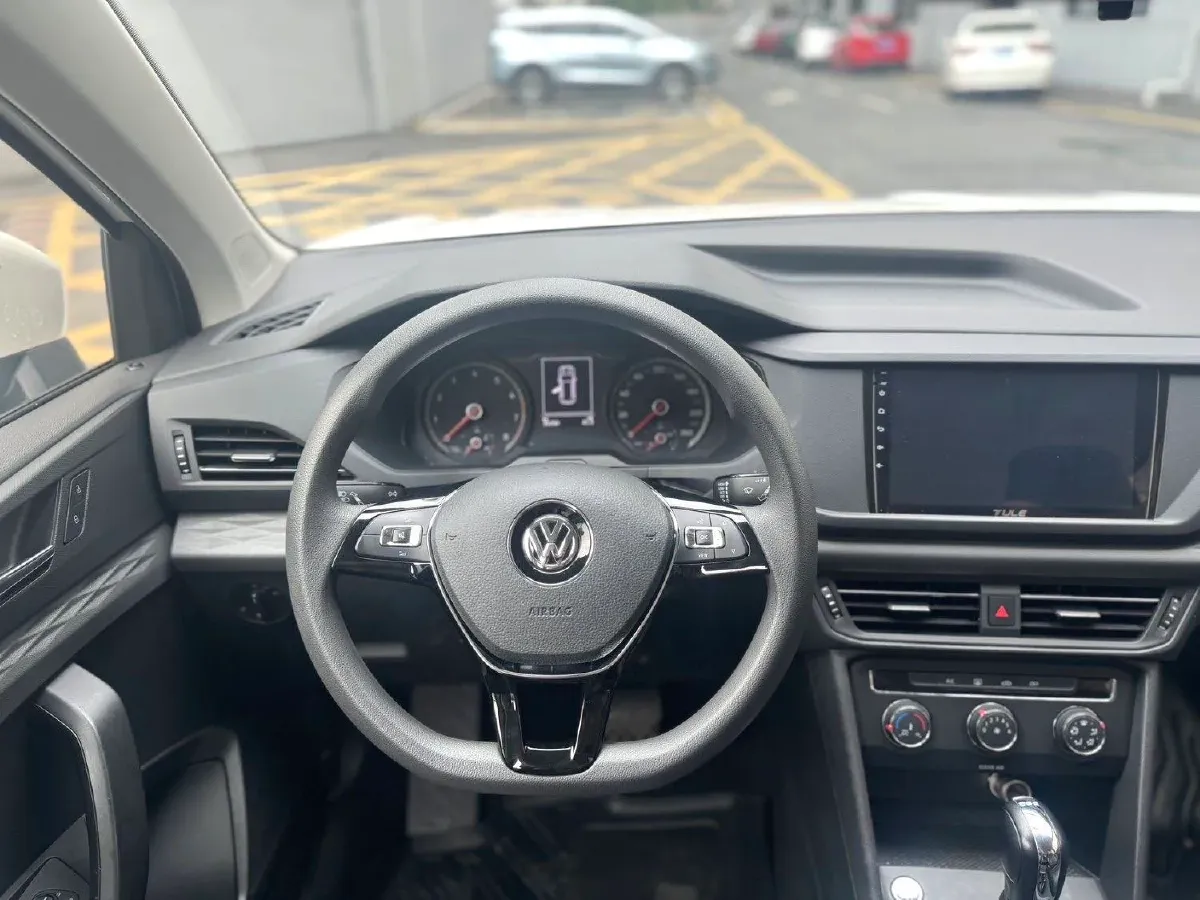 2020 Volkswagen Tharu 1.4T 150HP L4 7DCT,autocango,china used car exporter,china ev exporter,chinese used car exporter,chinese used ev exporter