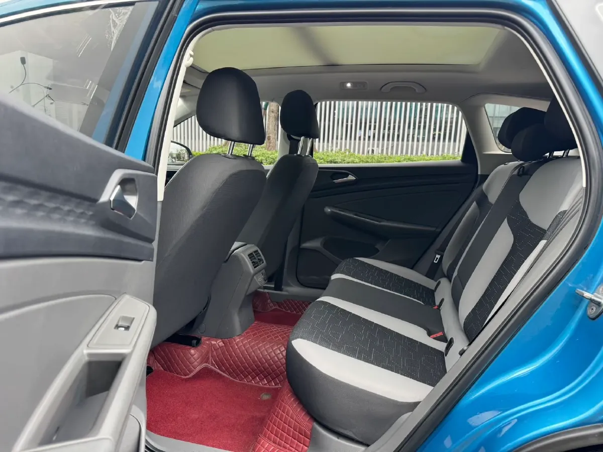 2020 Jetta VS7 1.4T 150HP L4 6AT,autocango,china used car exporter,china ev exporter,chinese used car exporter,chinese used ev exporter