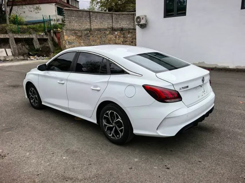 2023 MG 5 1.5L 129HP L4 CVT,autocango,china used car exporter,china ev exporter,chinese used car exporter,chinese used ev exporter