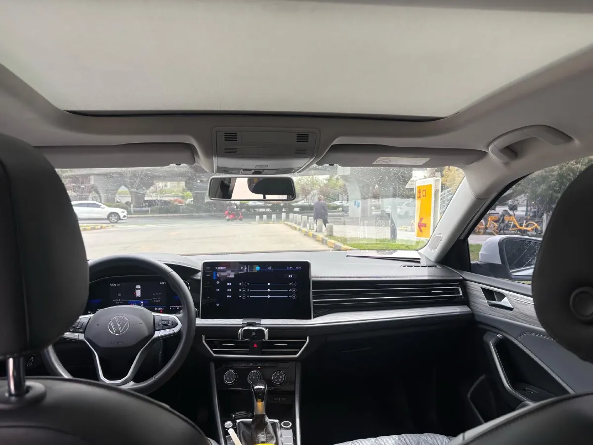 2023 Volkswagen Sagitar 1.4T 150HP L4 7DCT,autocango,china used car exporter,china ev exporter,chinese used car exporter,chinese used ev exporter