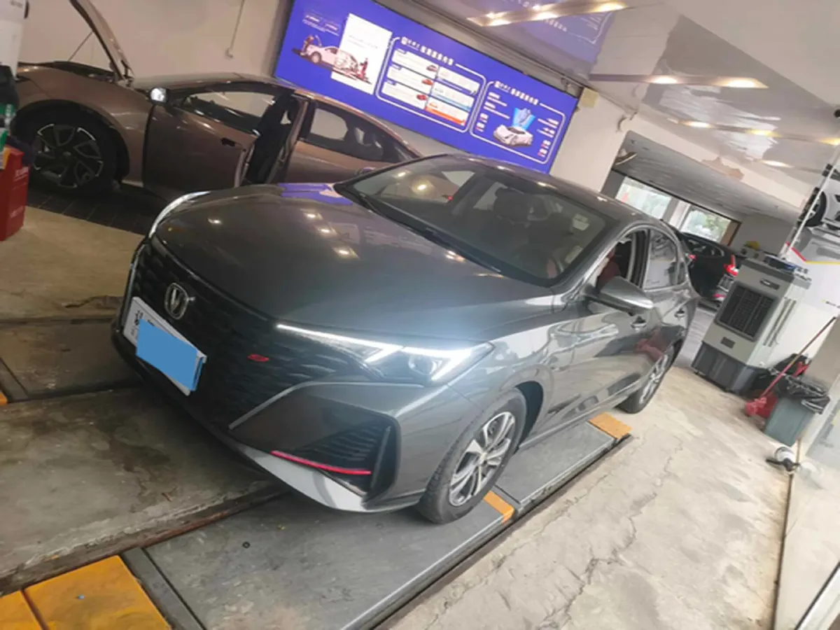 2023 ChangAn Eado 1.4T 160HP L4 7DCT,autocango,china used car exporter,china ev exporter,chinese used car exporter,chinese used ev exporter
