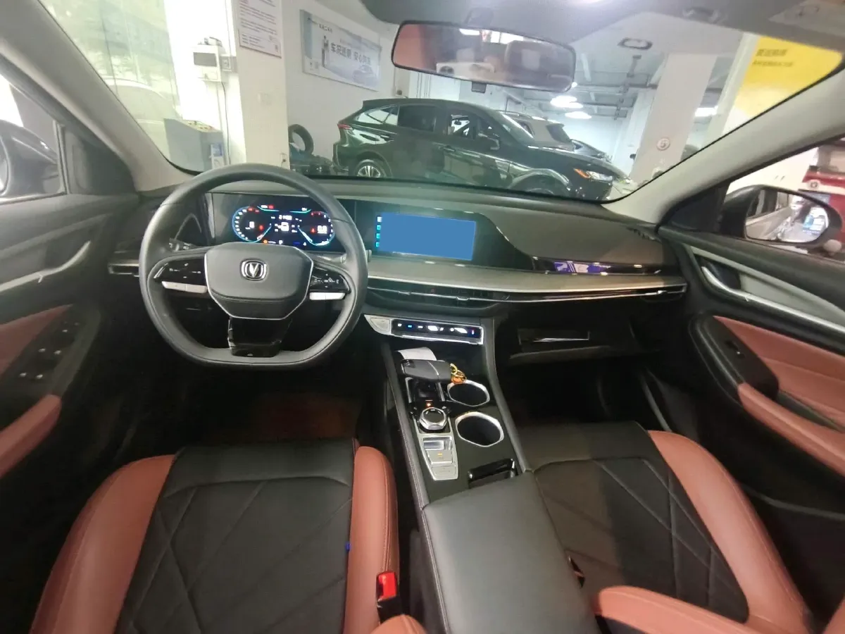 2023 ChangAn Eado 1.4T 160HP L4 7DCT,autocango,china used car exporter,china ev exporter,chinese used car exporter,chinese used ev exporter