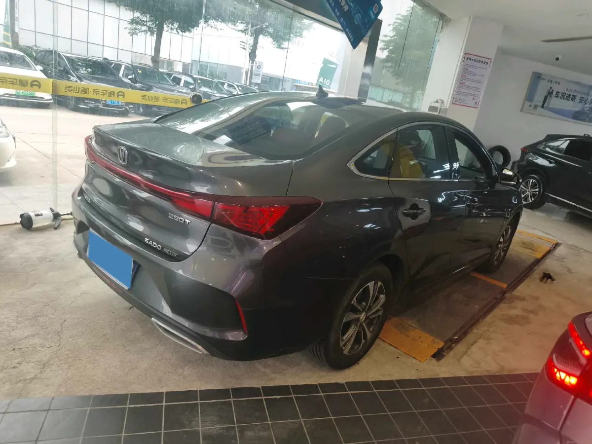 2023 ChangAn Eado 1.4T 160HP L4 7DCT,autocango,china used car exporter,china ev exporter,chinese used car exporter,chinese used ev exporter