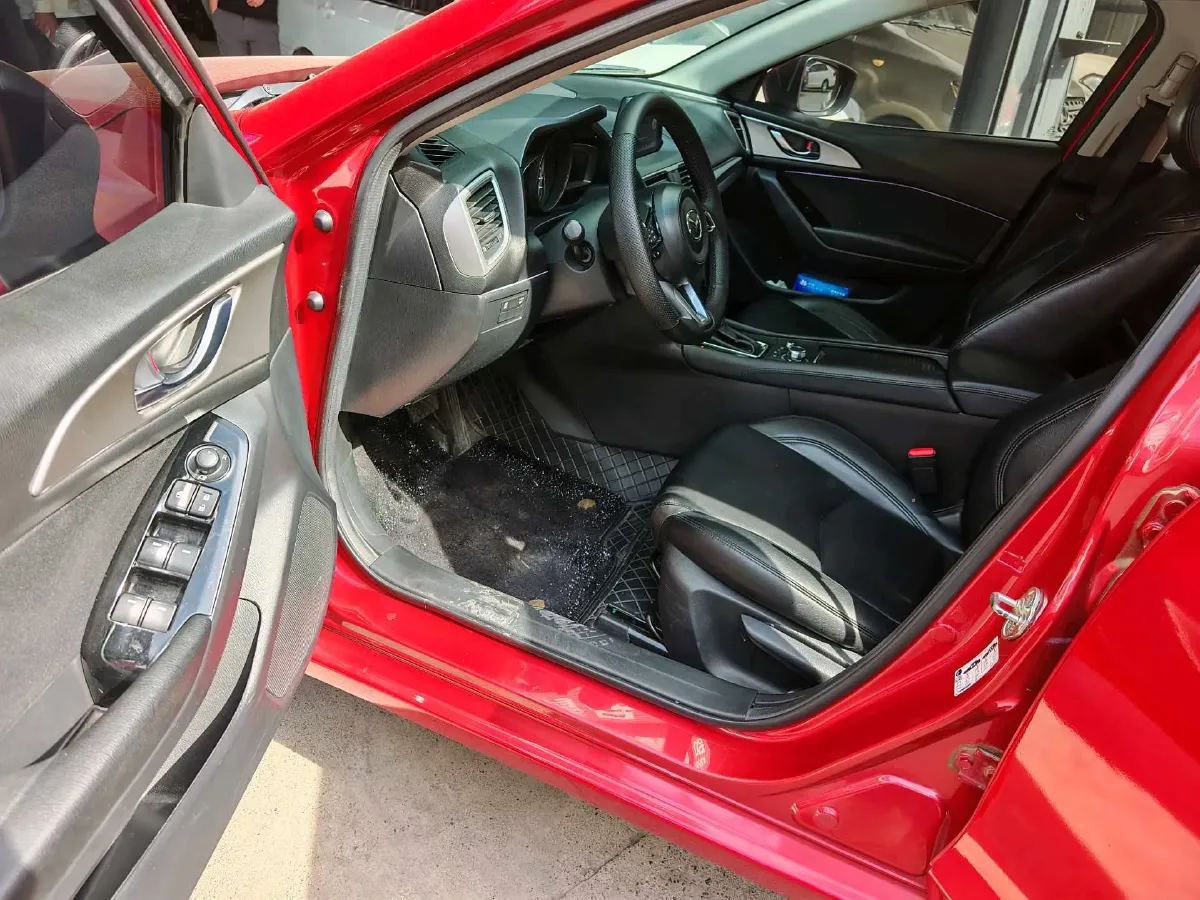 2017 Mazda 3 Axela 1.5L 117HP L4 6AT,autocango,china used car exporter,china ev exporter,chinese used car exporter,chinese used ev exporter