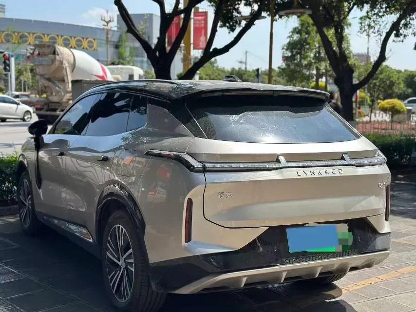 2023 LYNK&CO 08 EM-P 1.5T 163HP L4 3DHT PHEV 21.2KWH,autocango,china used car exporter,china ev exporter,chinese used car exporter,chinese used ev exporter