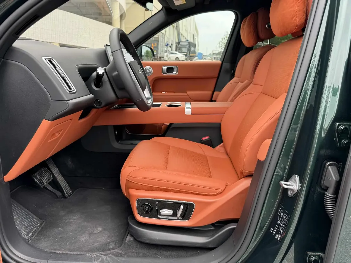 2025 Li L7 Range Extended 154HP REEV,autocango,china used car exporter,china ev exporter,chinese used car exporter,chinese used ev exporter