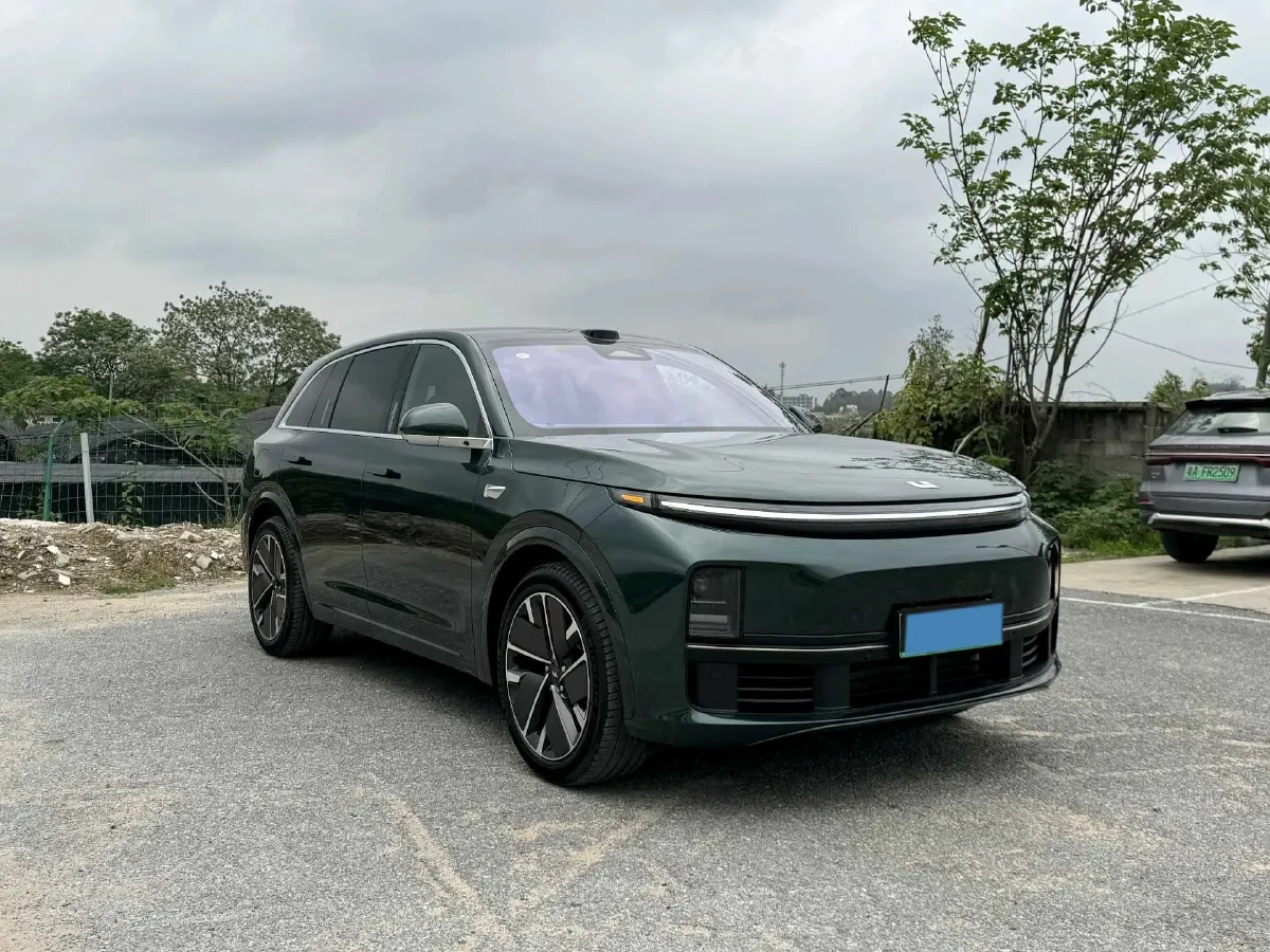 2025 Li L7 Range Extended 154HP REEV,autocango,china used car exporter,china ev exporter,chinese used car exporter,chinese used ev exporter