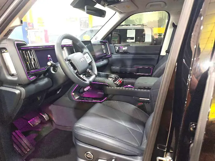 2023 FangChengBao Bao 5 1.5T 194HP L4 E-CVT PHEV 31.8KWH,autocango,china used car exporter,china ev exporter,chinese used car exporter,chinese used ev exporter