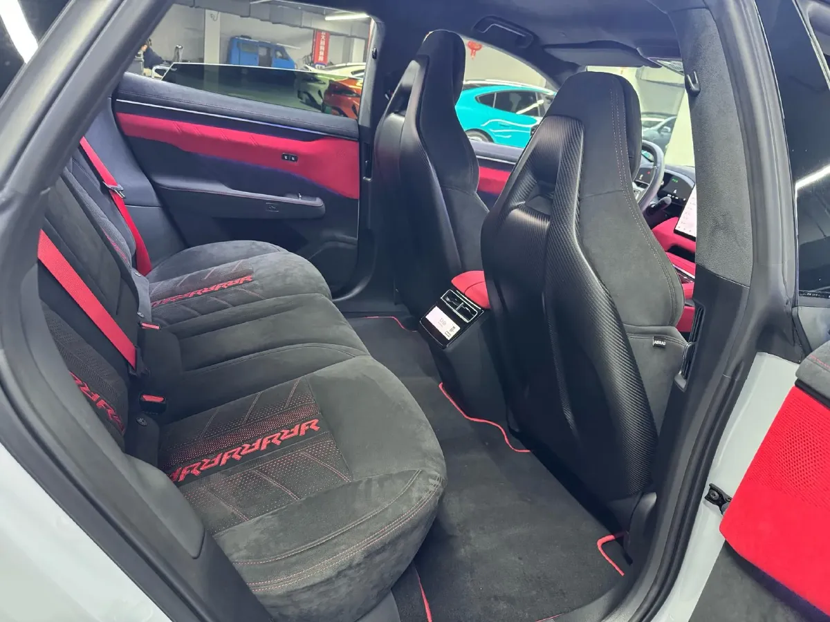 2023 Zeekr 001 FR BEV 100KWH,autocango,china used car exporter,china ev exporter,chinese used car exporter,chinese used ev exporter