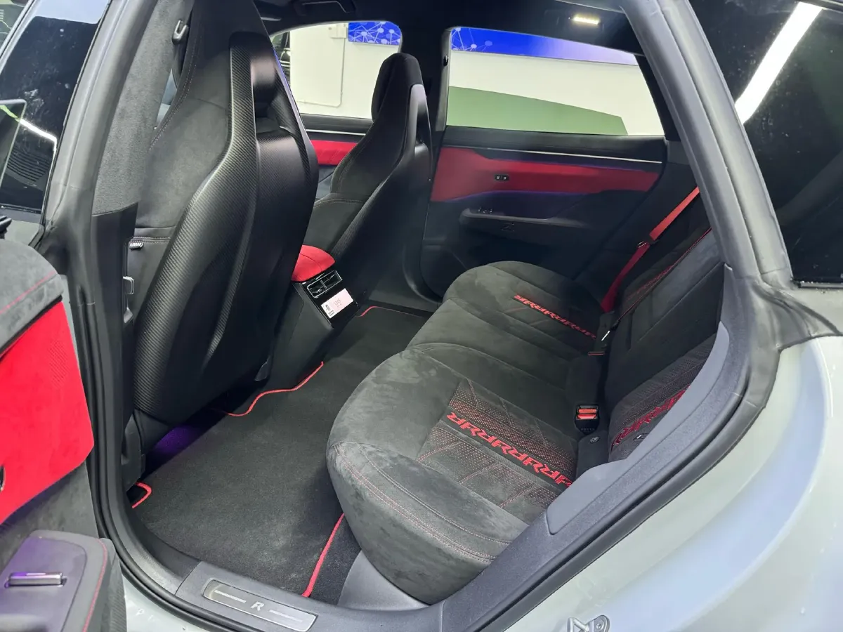 2023 Zeekr 001 FR BEV 100KWH,autocango,china used car exporter,china ev exporter,chinese used car exporter,chinese used ev exporter