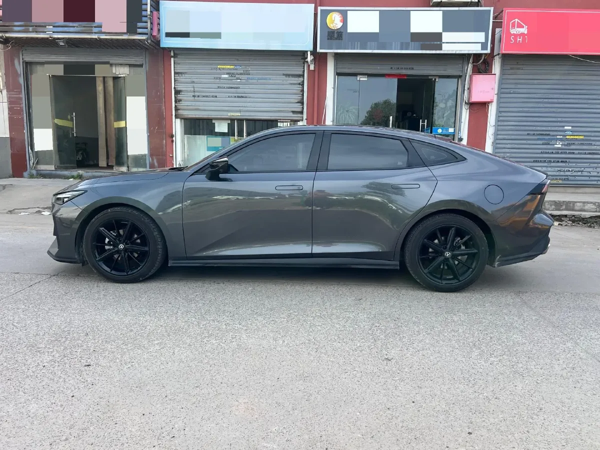 2022 ChangAn UNI-V 1.5T 188HP L4 7DCT,autocango,china used car exporter,china ev exporter,chinese used car exporter,chinese used ev exporter