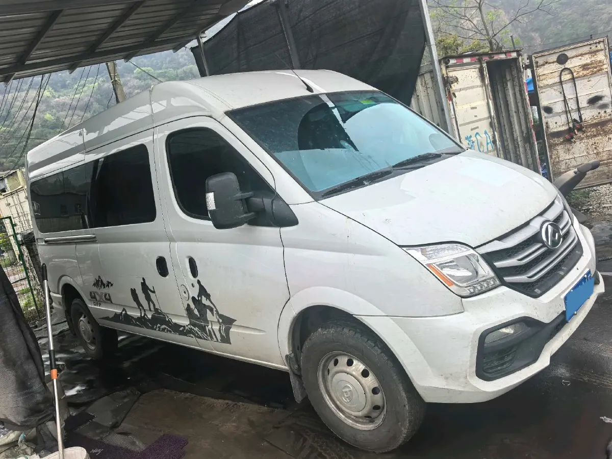 2024 MAXUS XinTu V80 2.0T 147HP L4 6MT,autocango,china used car exporter,china ev exporter,chinese used car exporter,chinese used ev exporter