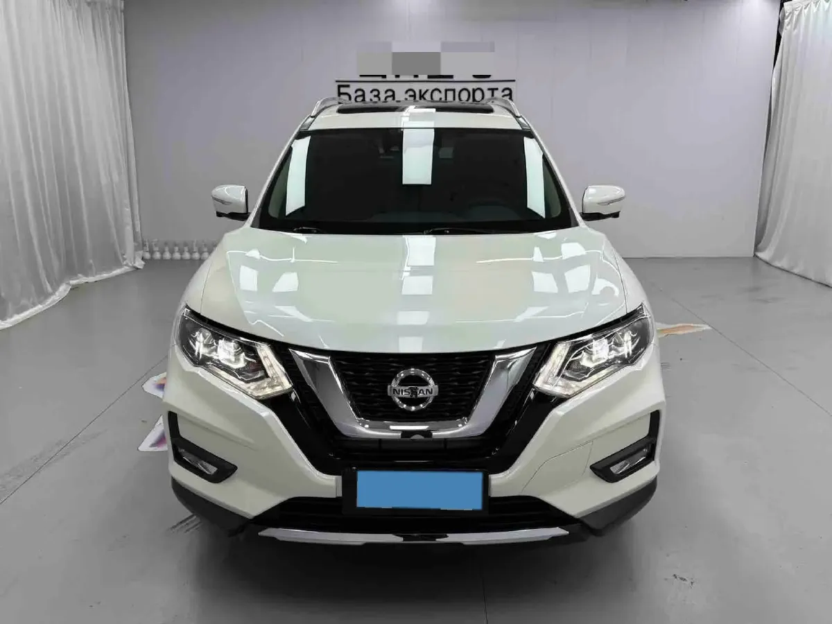 2022 Nissan X-Trail 2.0L 151HP L4 CVT,autocango,china used car exporter,china ev exporter,chinese used car exporter,chinese used ev exporter