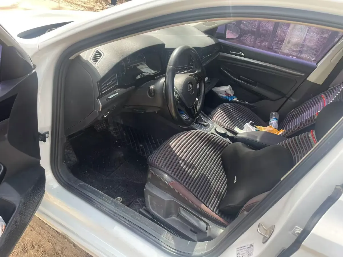 2020 Volkswagen Bora 1.5L 113HP L4 6AT,autocango,china used car exporter,china ev exporter,chinese used car exporter,chinese used ev exporter