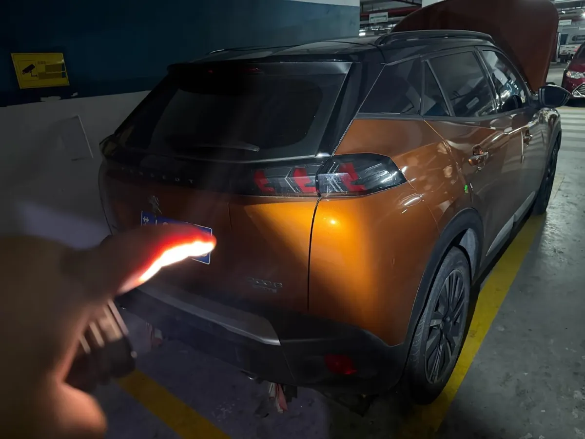 2020 Peugeot 2008 1.2T 136HP L3 6DCT,autocango,china used car exporter,china ev exporter,chinese used car exporter,chinese used ev exporter