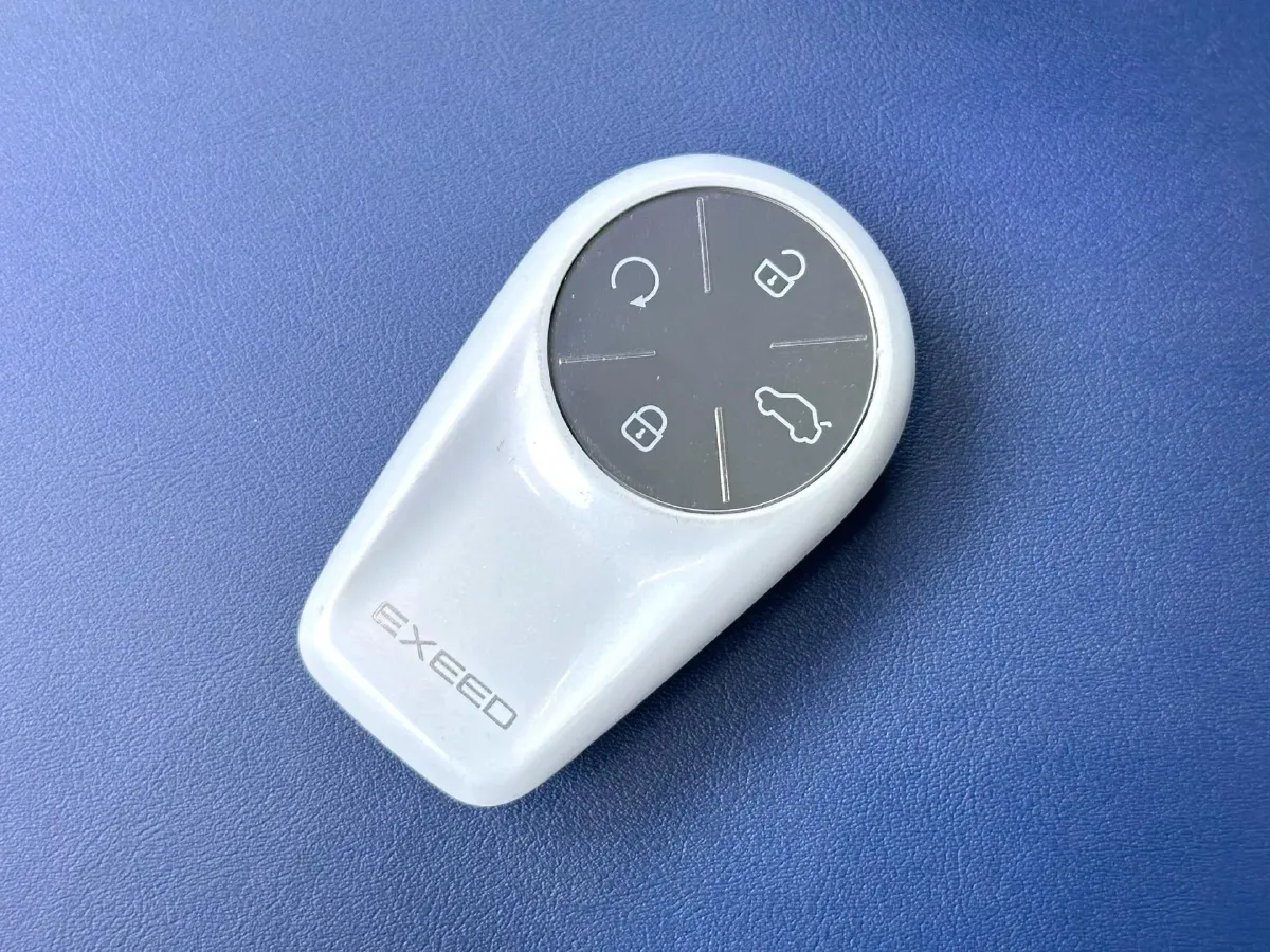 2024 Chery Tiggo8L 2.0T 254HP L4 8AT,autocango,china used car exporter,china ev exporter,chinese used car exporter,chinese used ev exporter