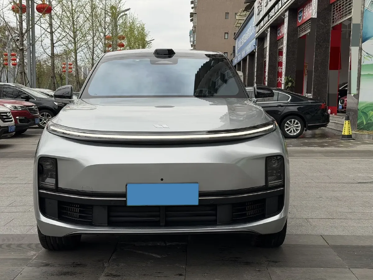 2024 Li L9 Range Extended 154HP REEV 52.3KWH,autocango,china used car exporter,china ev exporter,chinese used car exporter,chinese used ev exporter